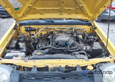 2004 Nissan Xterra Se z USA, uszkodzony, nr VIN 5N1ED28T14C641114